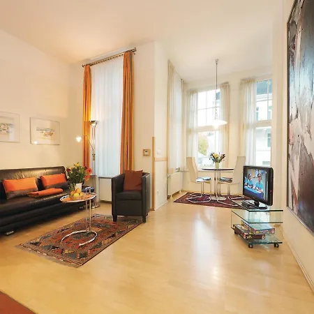 One-bedroom In Apartment